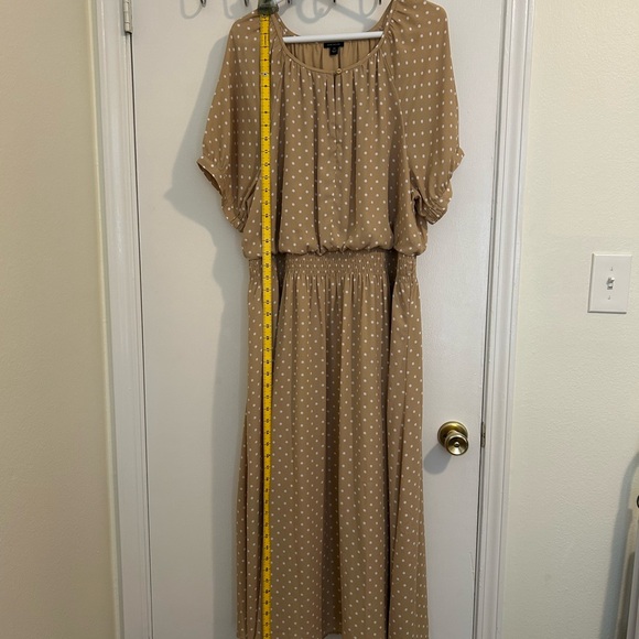 Ann Taylor Tan Polka Dot Maxi Dress - Picture 4 of 7